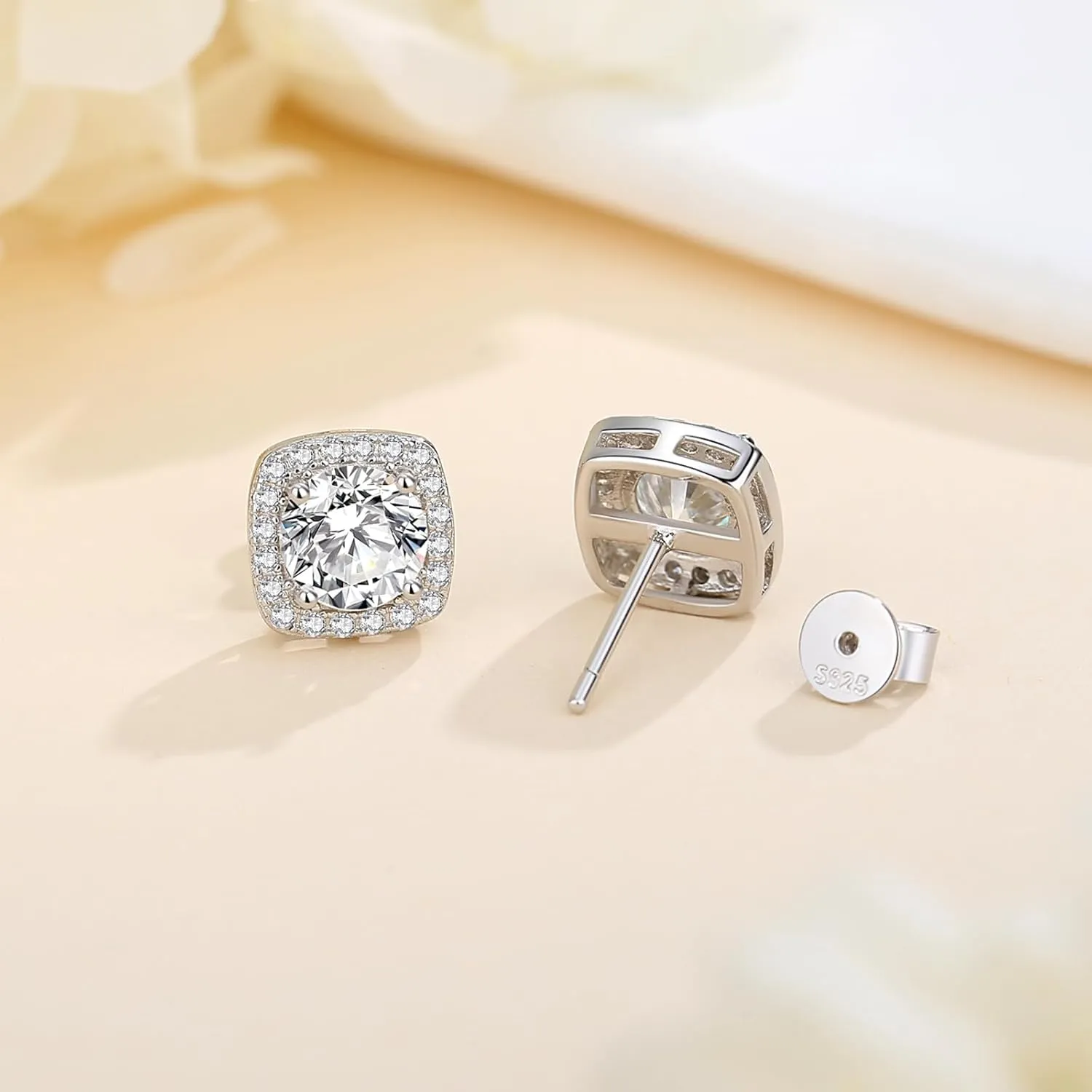 925 Sterling Silver 2CT Moissanite Stud Earrings for Men, D Color VVS1 Moissanite Earrings for Women Hypoallergenic Perfect Jewery Gifts