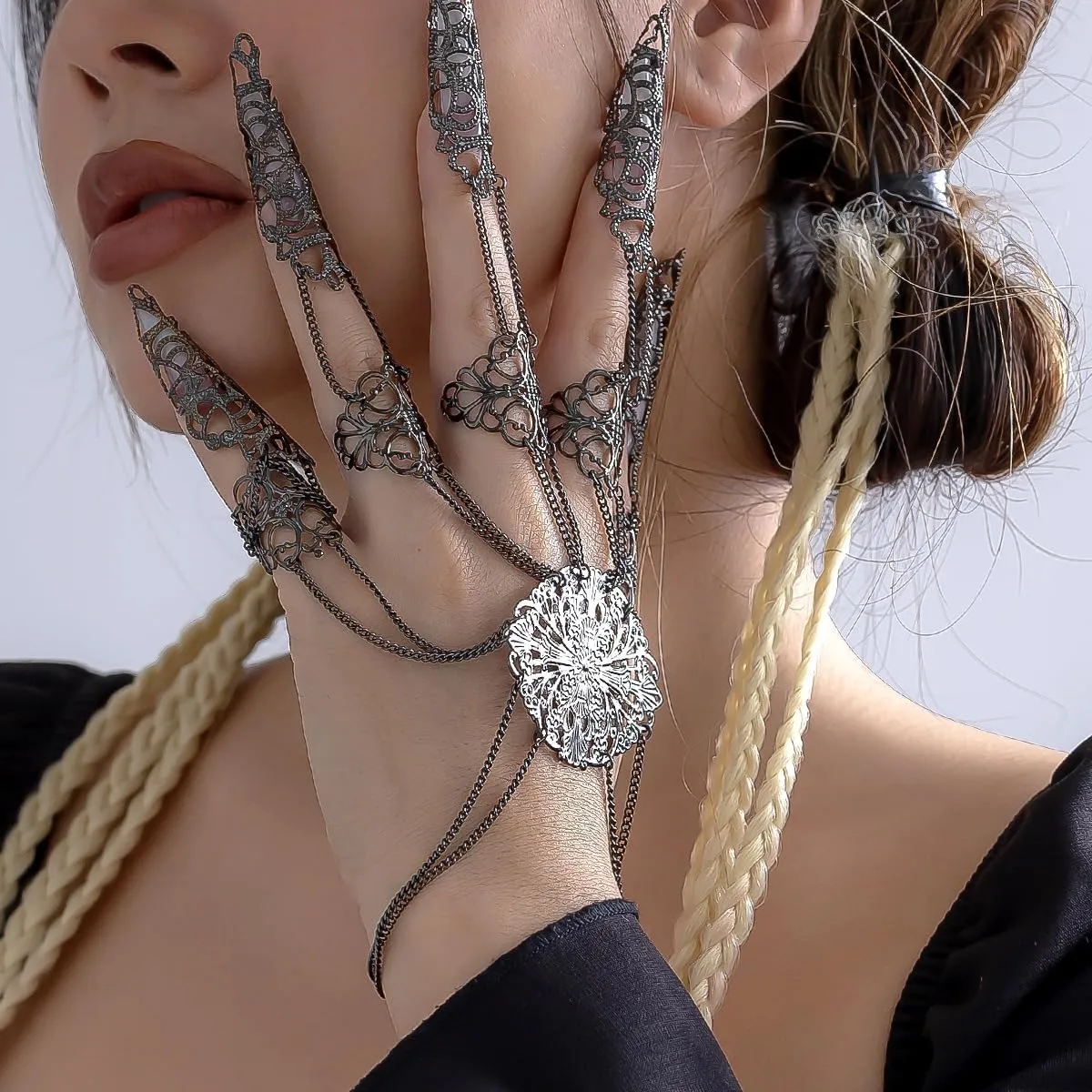 ALoveSoul Cosplay Finger Extension Bracelet Nail Rings Jewelry Fingertip Finger Claws Halloween Gothic Jewelry Black Hand Chain Bracelet