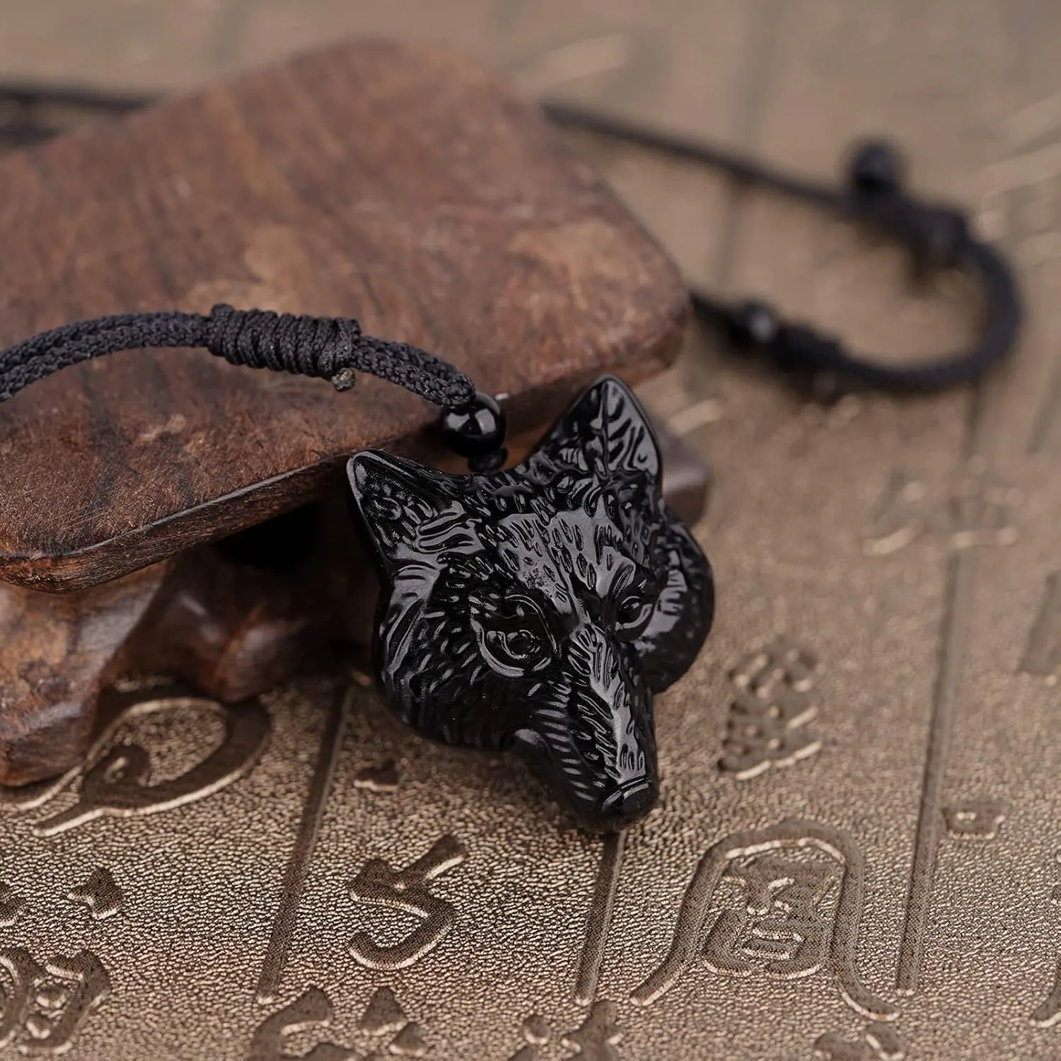 Black Obsidian Necklace Natural Crystal Amulet Protection Pendant with Adjustable Rope Lucky Talisman Necklaces Jewelry Gift for Men Women