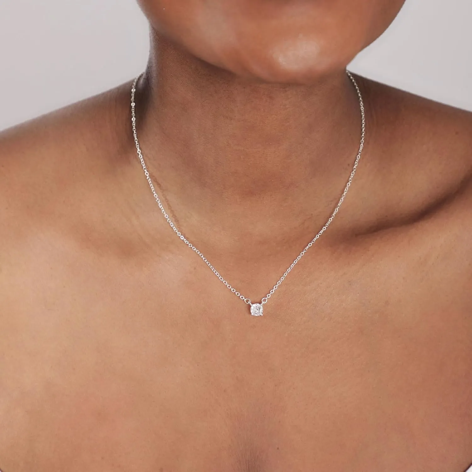 Cubic Zirconia Diamond Choker Necklace for Women 14K Gold Plated CZ Necklaces Dainty CZ Solitaire Leaf Pendant Everyday Jewelry Gifts