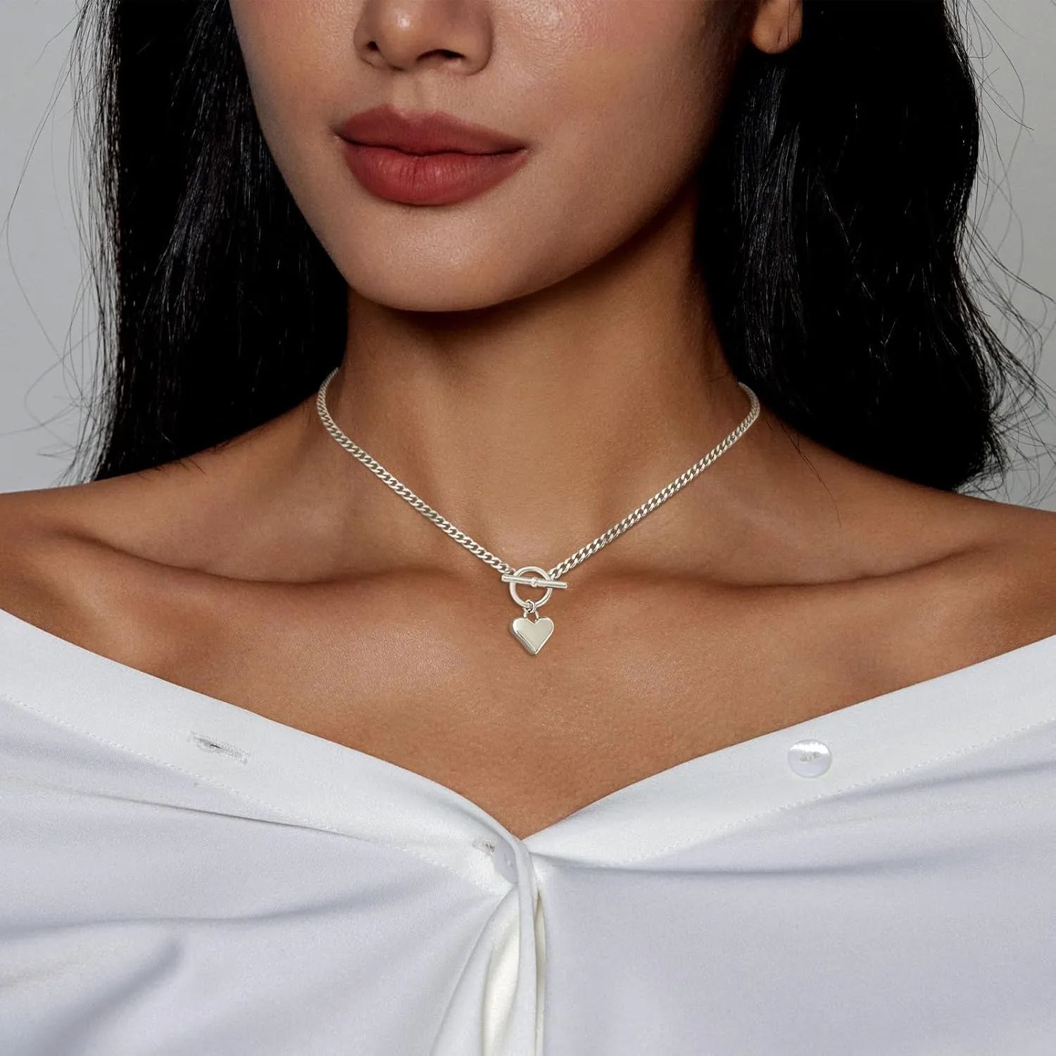 Cute Heart Necklace for Women Gold/Silver Plated Heart Pendant Choker Necklaces Tendy Love Heart Chain Necklace Dainty Gold/Silver Necklace Jewelry Gifts for Women