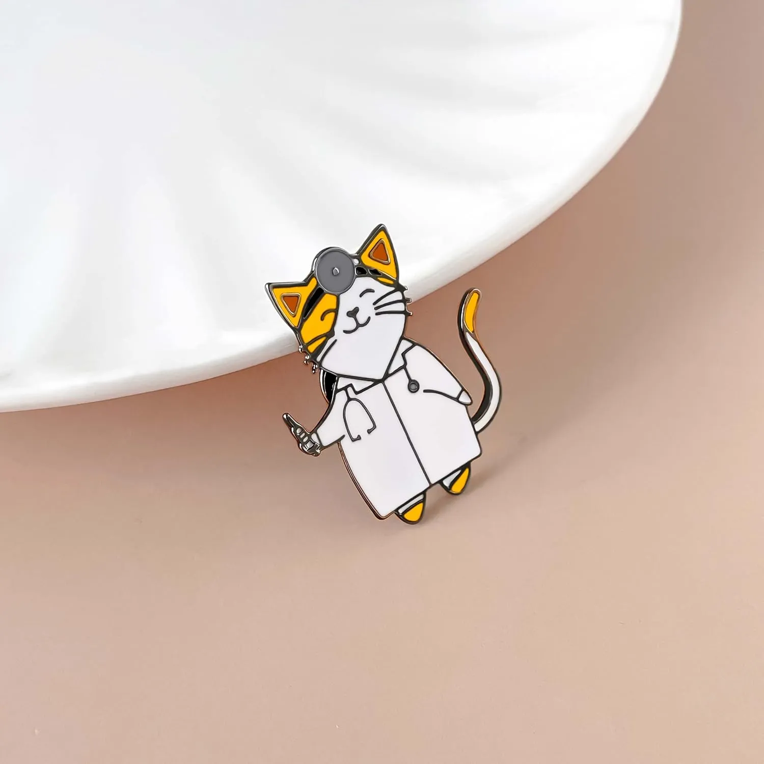 Doctor Nurse Cartoon Pin,Medical Enamel Brooch Jewelry for Nursing Student Backpack Lapel Badge Gifts