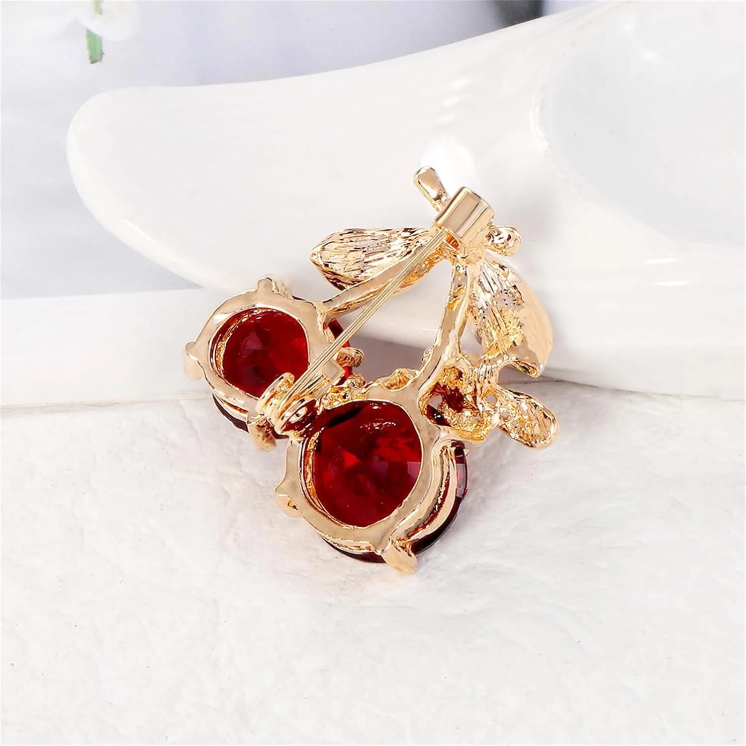Dreuyet Crystal Cherry Brooch Pin for Women Men Rhinestone CZ 3D Cute Red Cherry Pins Red Fruit Accessories Jewelry for Hat Bag Suit Tie
