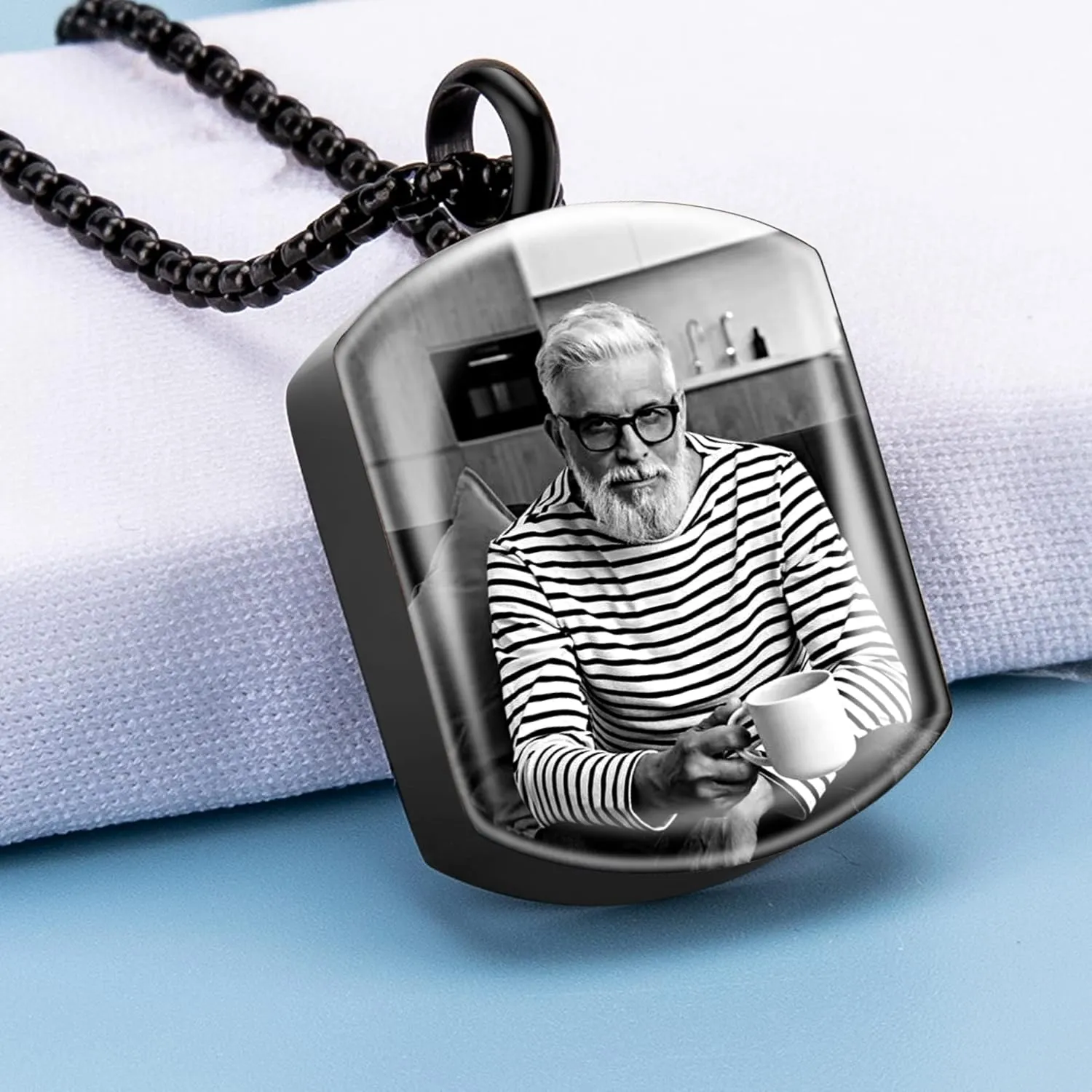 Fanery Sue Personalized Ashes Necklace for Women Men Custom Engraving Photo & Quote Cremation Jewelry Urn Necklace for Ashes Memorial Keepsake for Loss Loved One