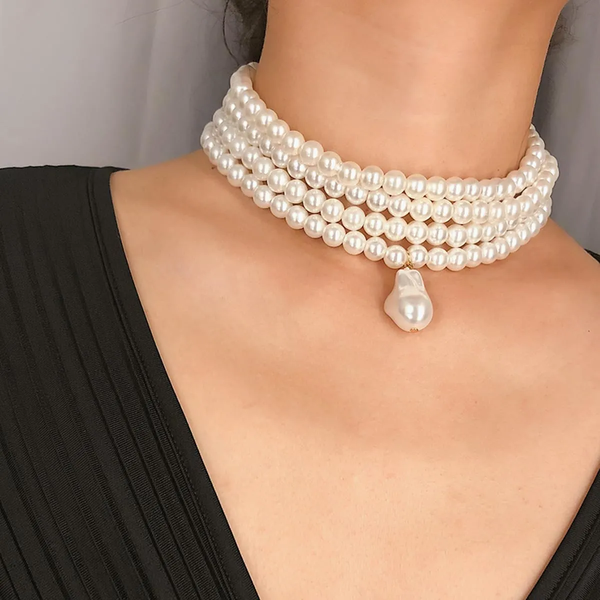 Faux Pearl Choker Necklaces Boho 1920s Imitation Pearl Strand Necklace Vintage Chunky Layered Pearl Necklace Costume Jewelry