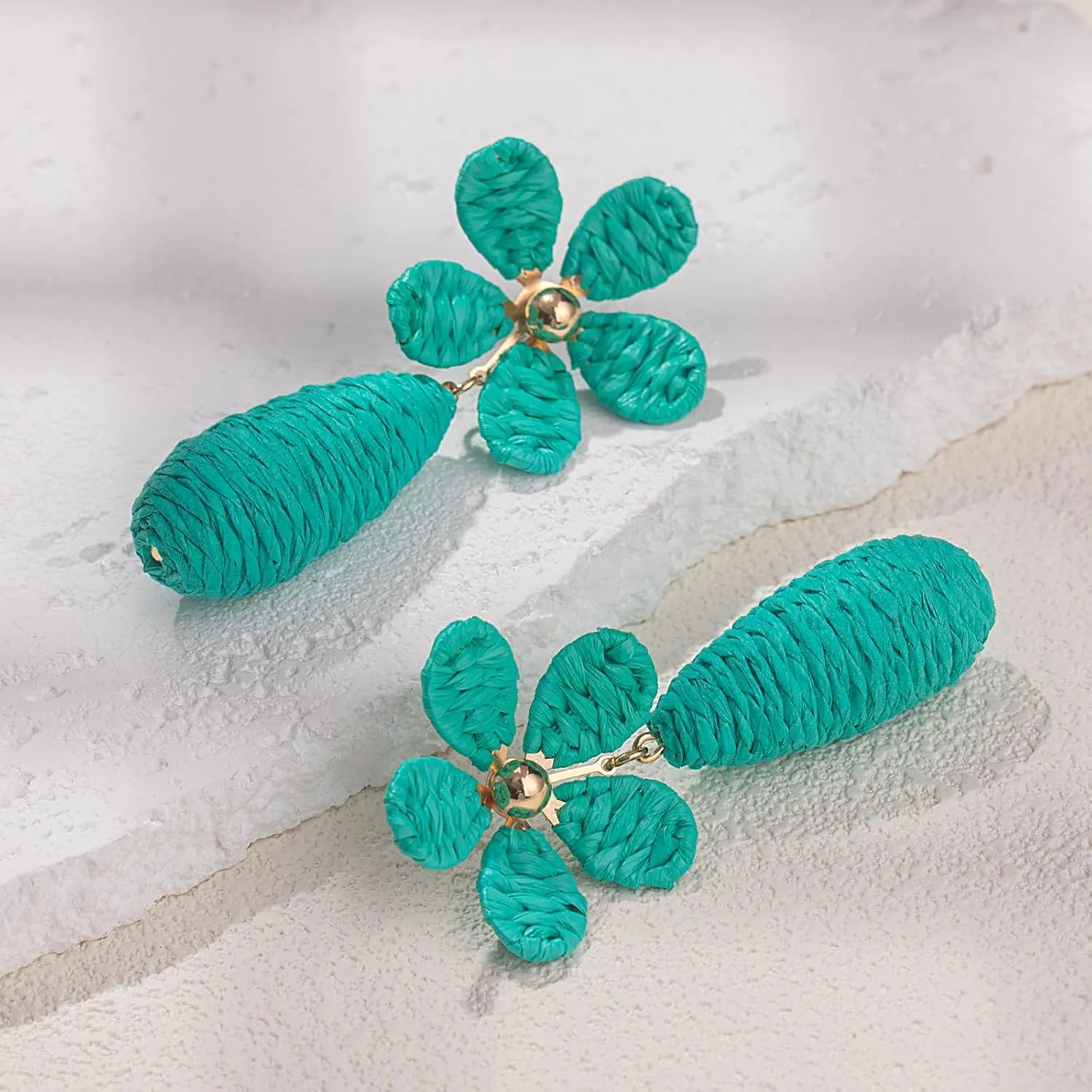 Flower Teardrop Earrings Boho Floral Raffia Statement Earrings Tear Drop Dangle Earrings Trendy Summer Jewelry for Women