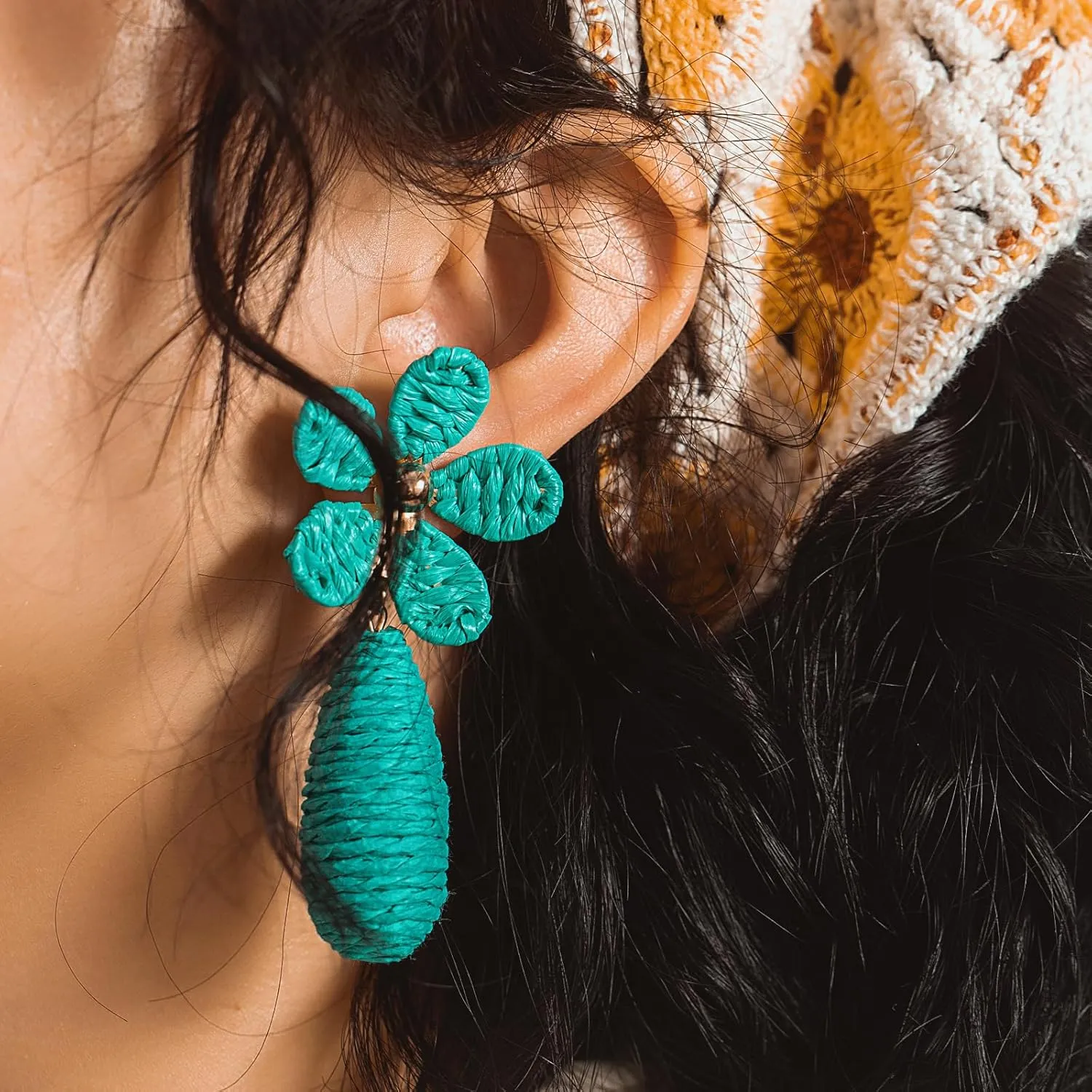 Flower Teardrop Earrings Boho Floral Raffia Statement Earrings Tear Drop Dangle Earrings Trendy Summer Jewelry for Women