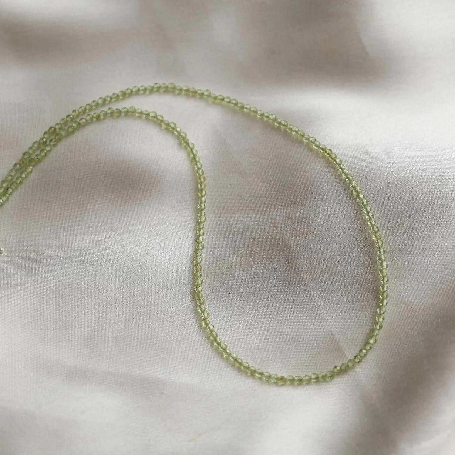 Gempires Natural Green Peridot Beaded Necklace August Birthstone Crystal Jewelry Hypoallergenic 18 Inch Silver Plated Gemstone Necklaces For Women