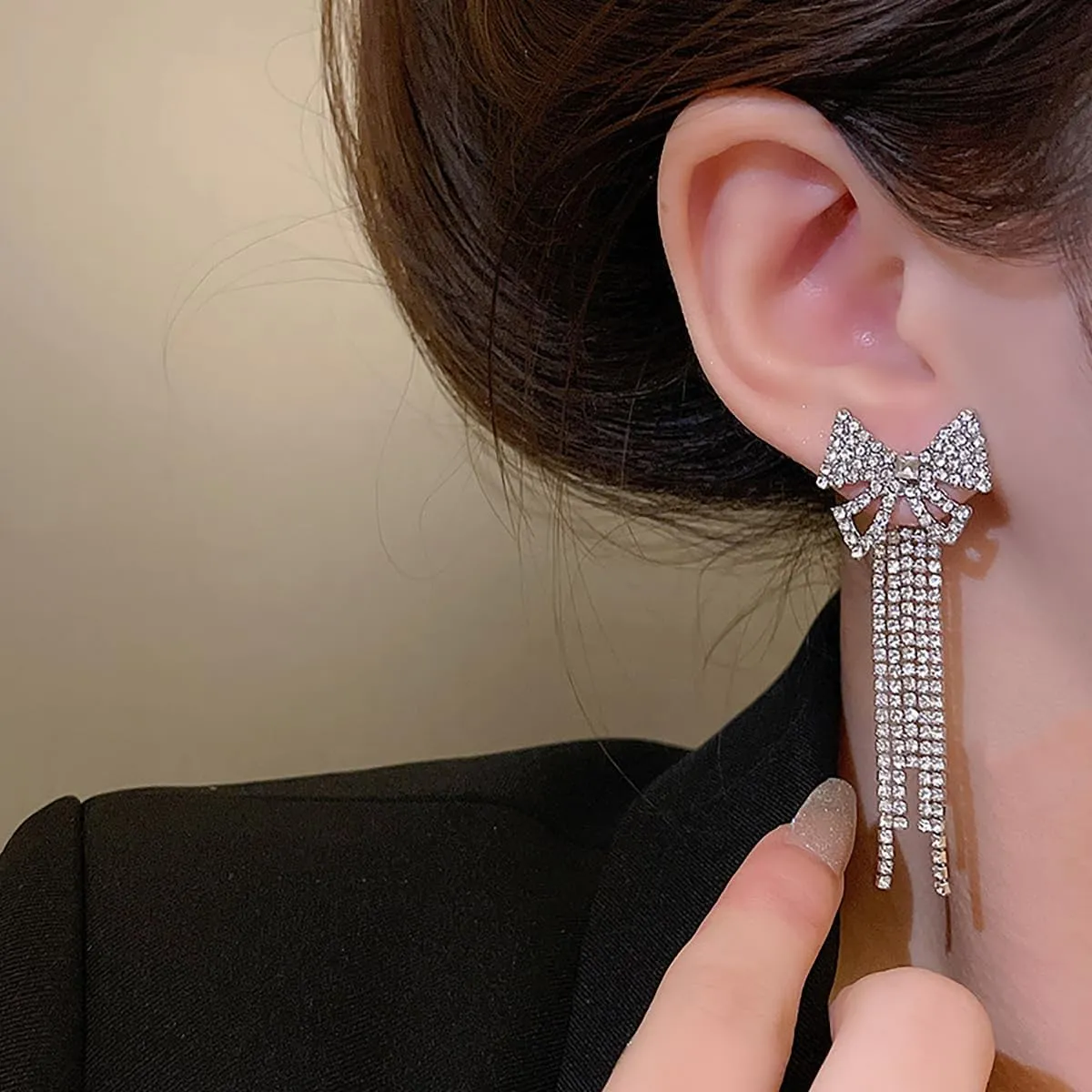 Gold Bow Earrings for Women Ribbon Bow Stud Earrings Sparkly Pearl Rhinestone Bowknot Earrings Crystal Long Tassel Chain Earrings Wedding Statement Jewelry Gifts