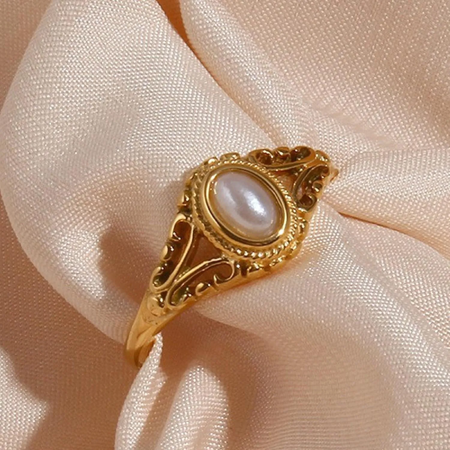 Gold Rings for Women Non Tarnish Natural Freshwater Pearl Stainless Steel 18K Gold Plated Ring,Bridesmaid Wedding JewelryPromise Rings for Her