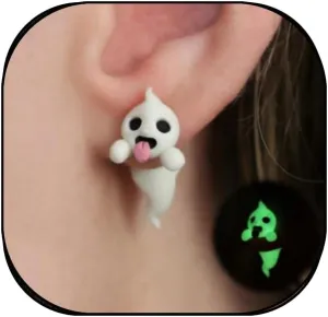 Halloween Ghost Stud Earrings for Women Tiny Glow In The Dark Spooky Charm Pendant Earrings Halloween Accessories Jewelry