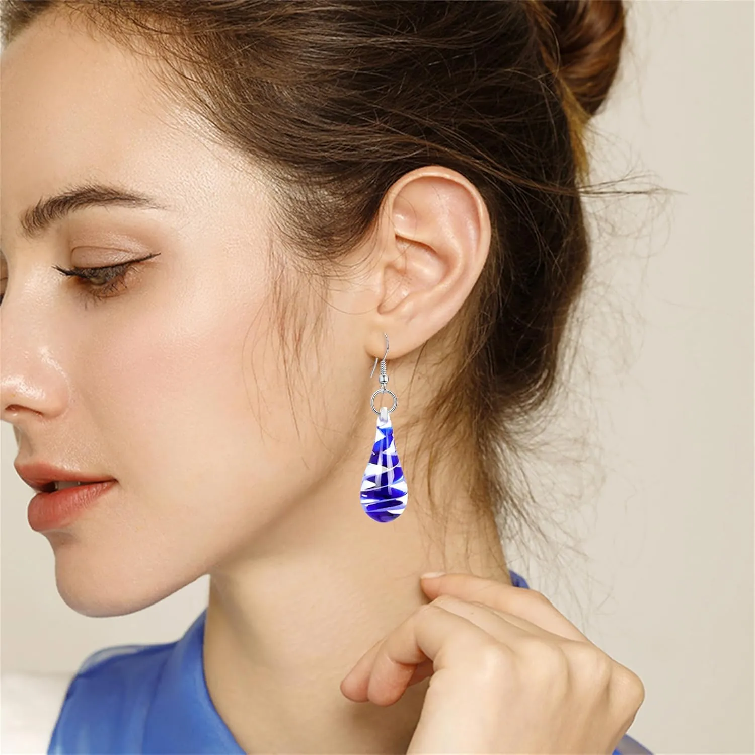 Handcrafted Italian Murano Style Glass Tornado Twirl Fashion Dangle Earrings Irregular Glass Spiral Dangle Drop Earrings for Women Jewelry Gift