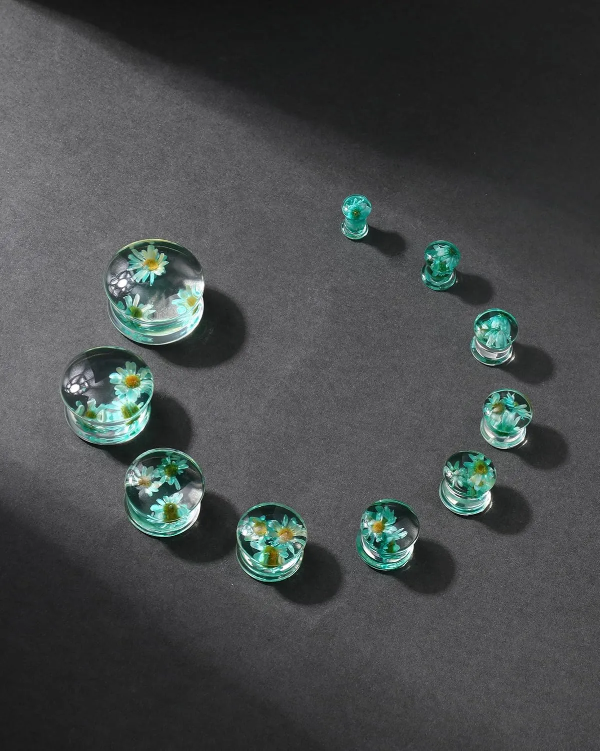 Jewseen 2Pcs Floral Double Flared Ear Gauges Plugs 2g-1 Ear Tunnels Stretchers Ear Plugs Piercing Jewelry for Women