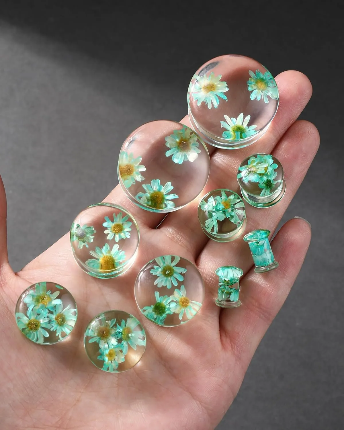 Jewseen 2Pcs Floral Double Flared Ear Gauges Plugs 2g-1 Ear Tunnels Stretchers Ear Plugs Piercing Jewelry for Women