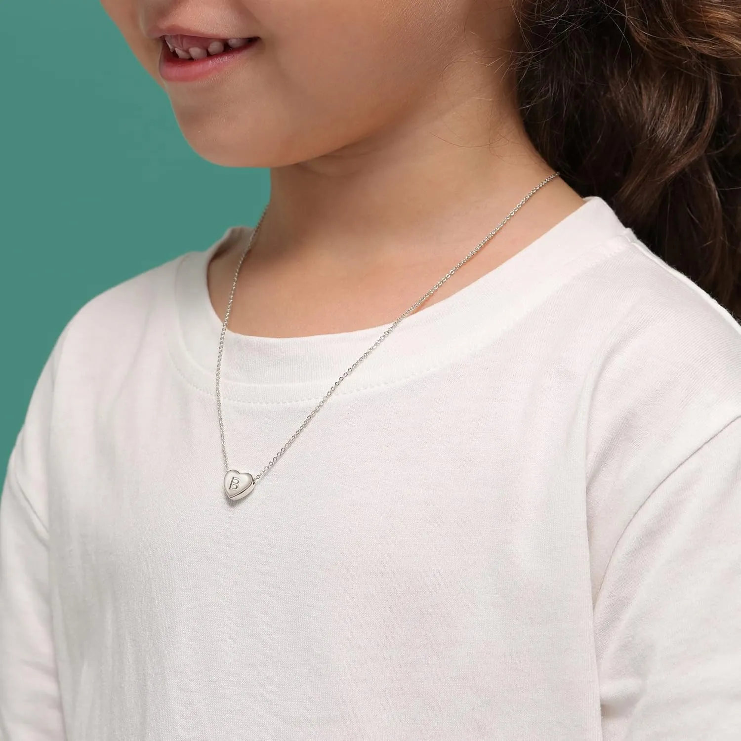 Monily Initial Heart Necklace for Women Tiny Dainty Gold Plated Letters Heart Choker Necklaces for Women Gifts for Women