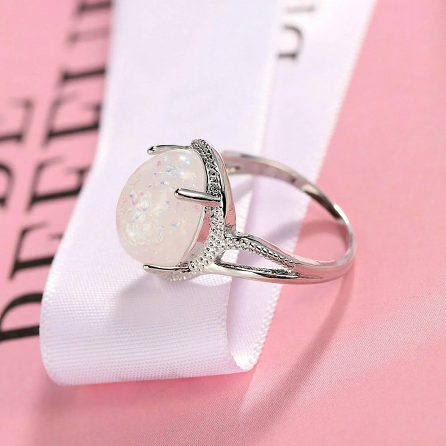 Plated 18K White Gold Rings Women, Wedding Rings for Women Simple Elegant Ring Oval Shape Opal Vintage Wedding Band