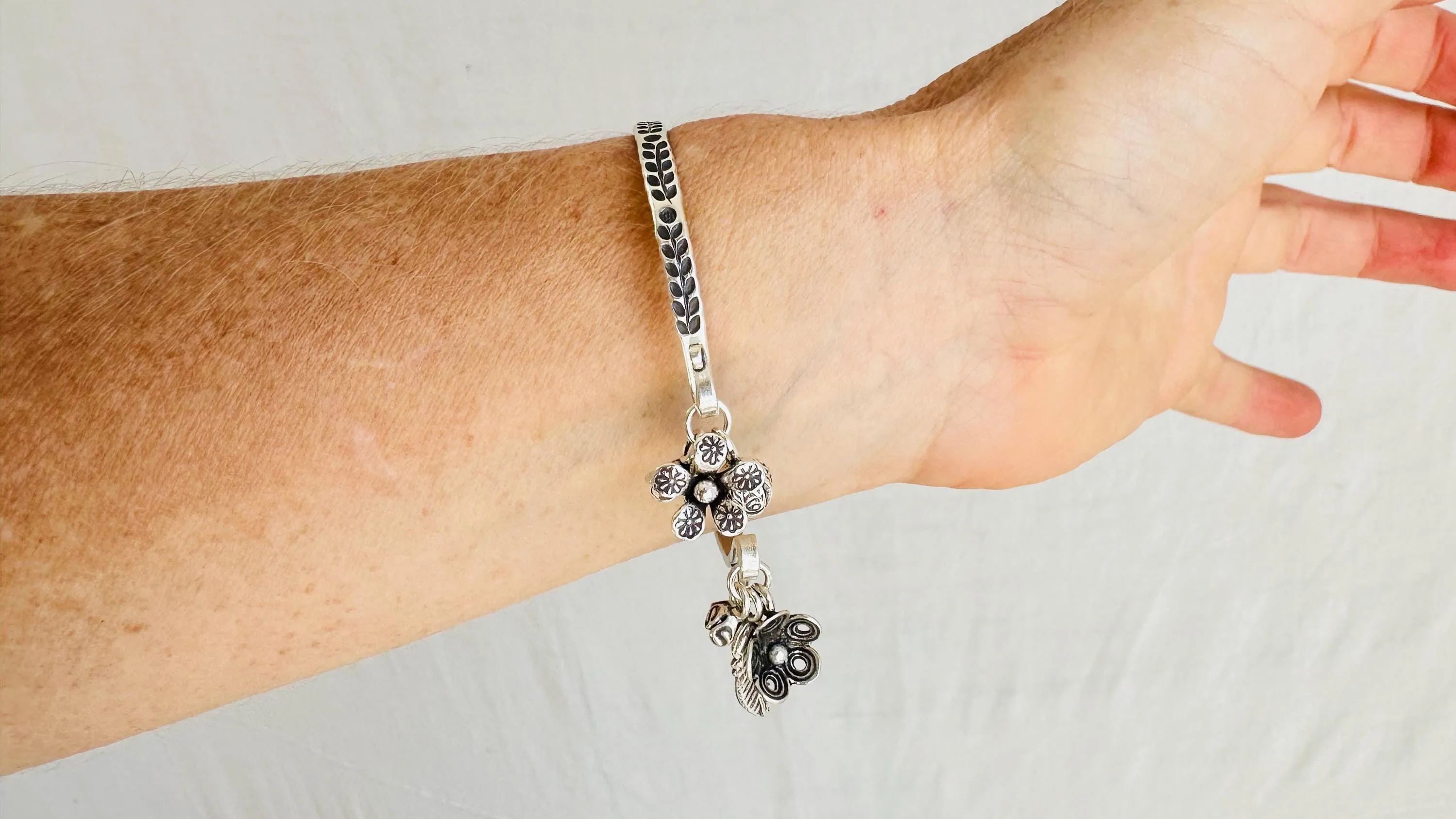 Silver Charm Bracelet. Karen Hill Tribe of Thailand. 2117