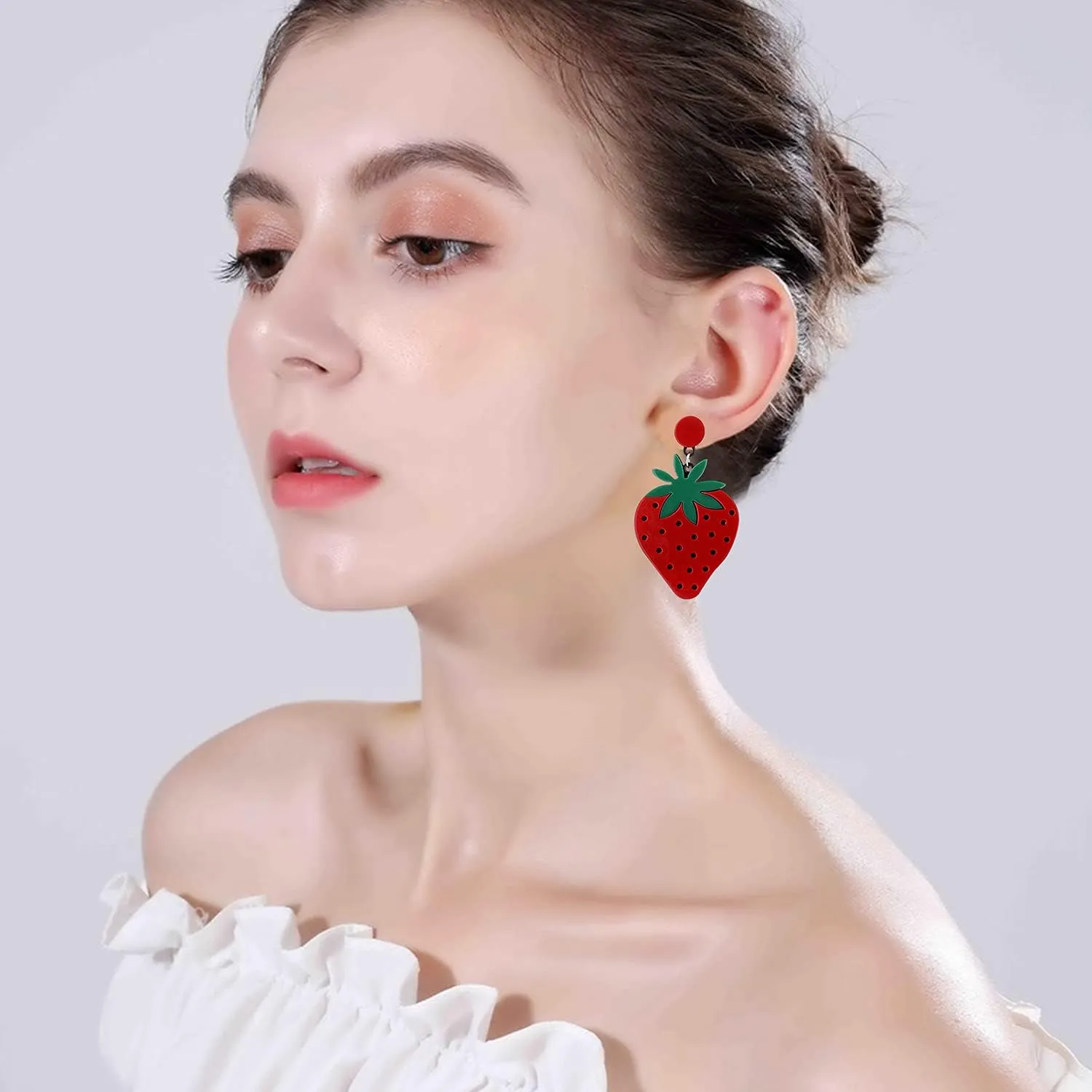 Strawberry Acrylic Drop Earrings for Women Bohemian Large Cute Strawberry Dangle Earrings for Party Vacation