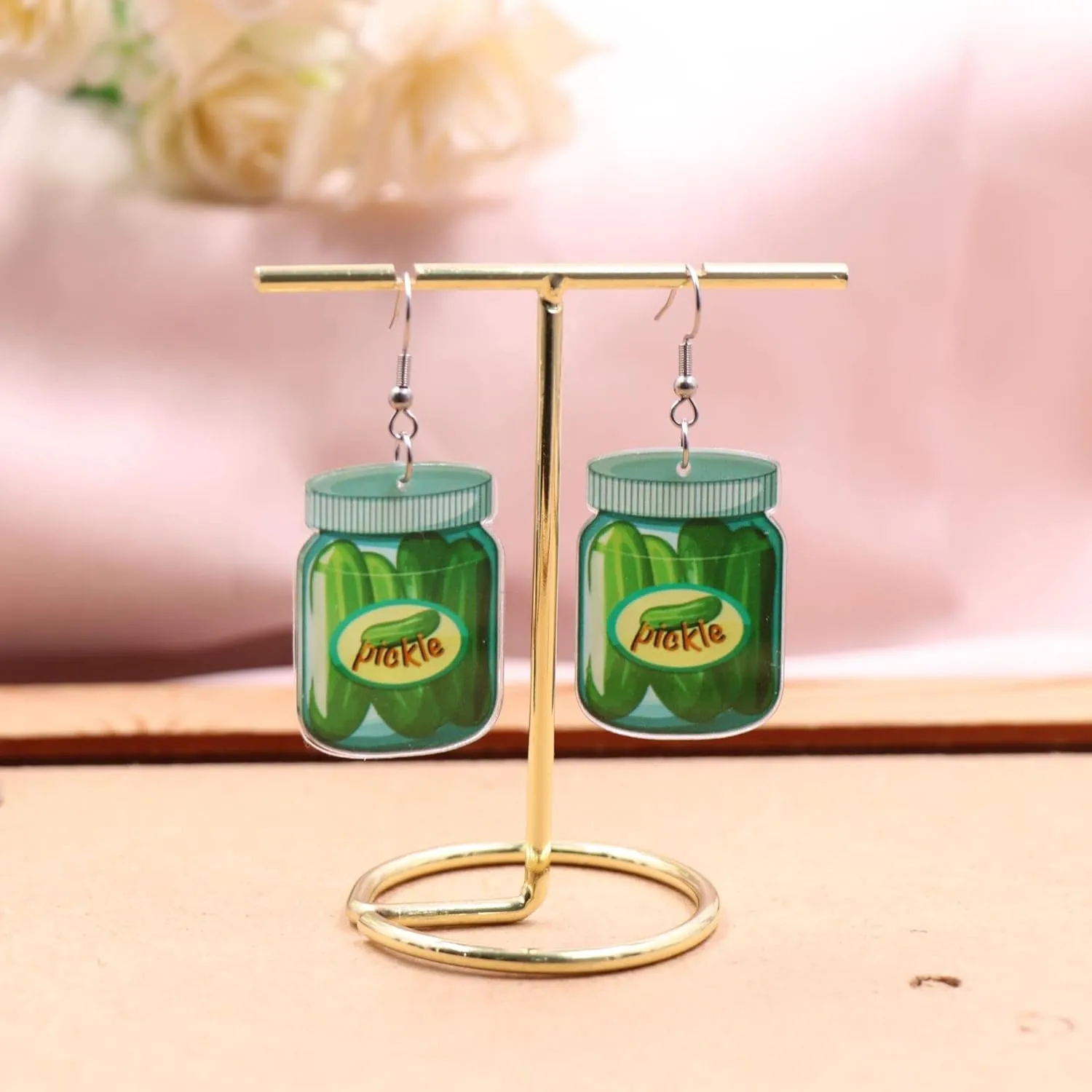 Unique Acrylic Dangle Earrings Funny Lifelike Dill Pickle Cucumber Drop Earrings for Women Cute Green Vegetable Dangle Earrings for Pickle Lovers Gifts