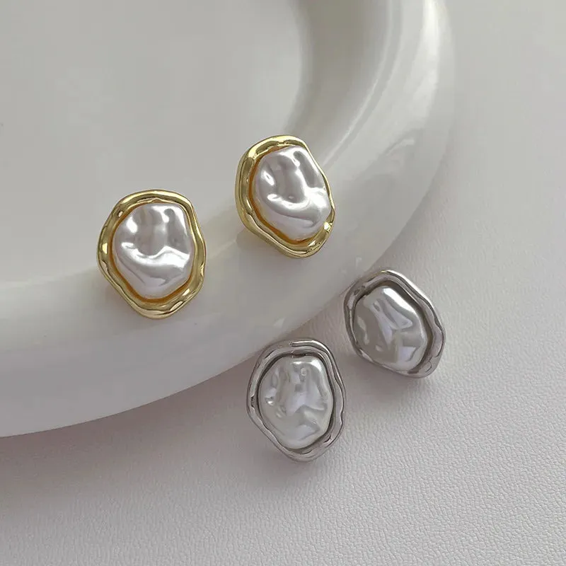 VAIGE Artistic Geometric Metal Baroque Pearl Stud Earrings in Classic White and Silver