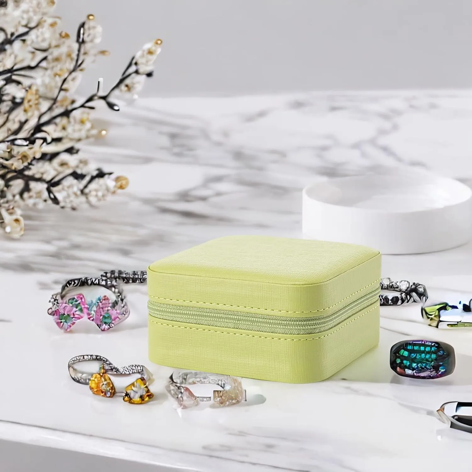 Vlando Small Travel Jewelry Box Organizer Display Case for Girls Women Gift Rings Earrings Necklaces Storage, Sprout Green